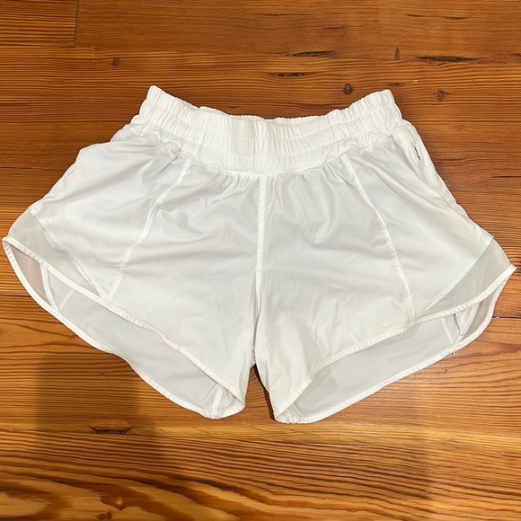 lululemon athletica Pants - White lululemon hotty hots 4 4"
